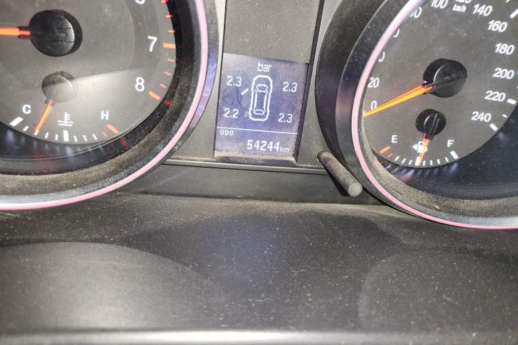 Used Haval H6 2015 Revised Version Sport Edition 1.5T Manual Transmission Two-Wheel Drive Elite Grade