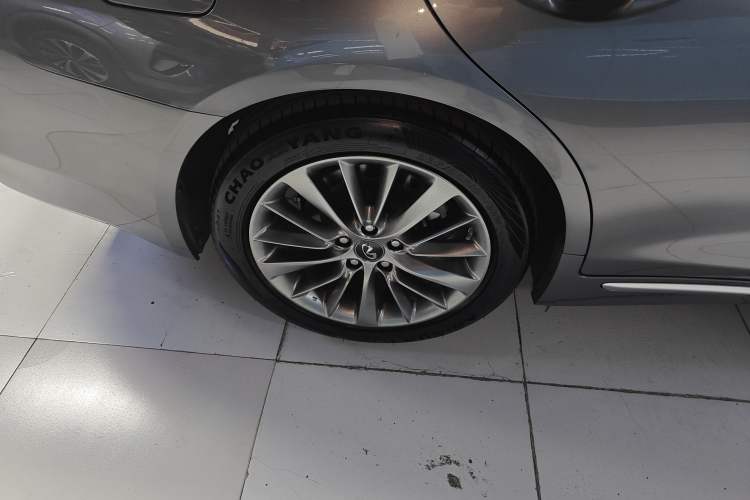 Used Infiniti Q50L 2018 2.0T Enjoyment Version China VI Standard
