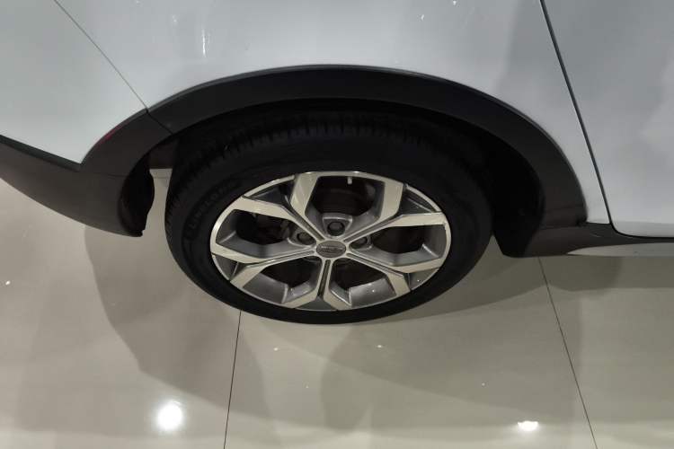 Used Geely Auto Vision S1 2018 1.4T CVT FENGXING Model
