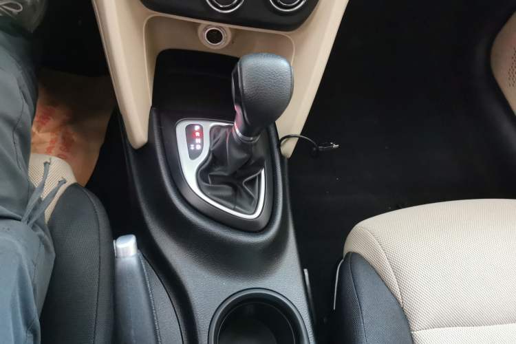 Used Fiat Viaggio 2012 1.4T Automatic Enjoyment Edition
