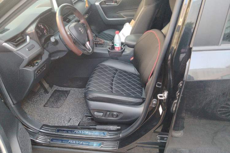 Used Toyota RAV4 2020 2.0L CVT Two-Wheel Drive Fashion Edition