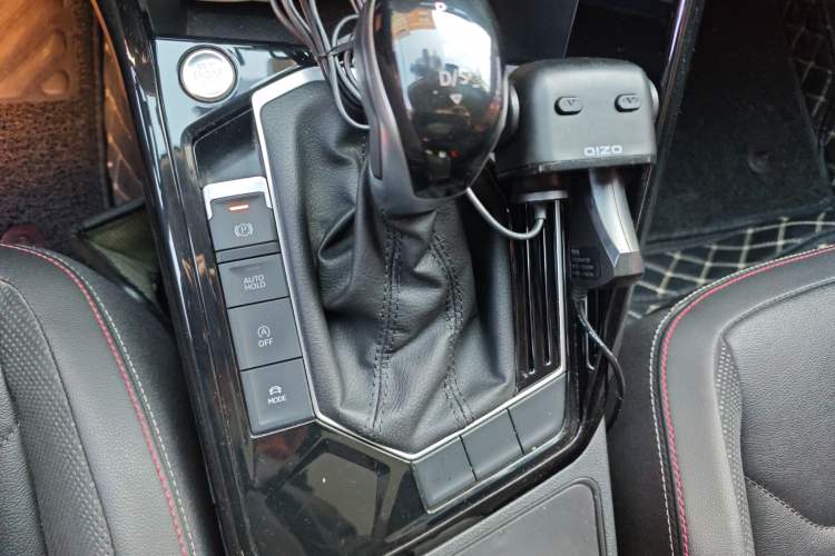 Used Volkswagen Tayron 2019 330TSI Two-Wheel Drive Luxury Model China VI Standard