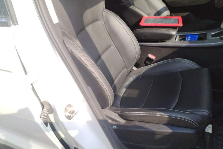 Used Geely Auto Emgrand X7 Sport 2021 Million Edition 1.8TD DCT Two-Wheel Drive Comfort Model
