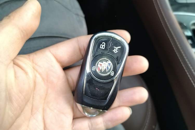 Used Buick Envision 2021 532T Two-Wheel-Drive Luxury Version
