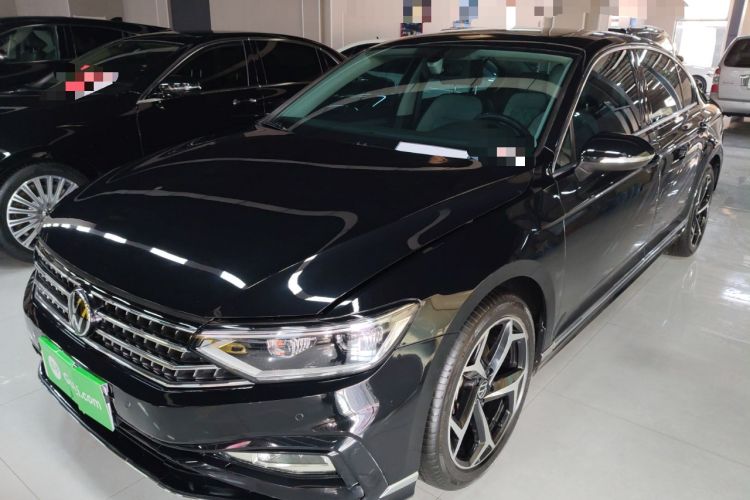 Used Volkswagen Magotan 2023 2 Million Units Limited Edition 330TSI DSG Leading Version