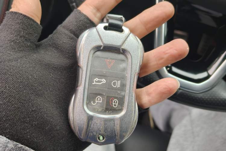 Used Land Rover Discovery Sport 2022 Revised Version 249 PS R-Dynamic S Performance Edition 5 Seats