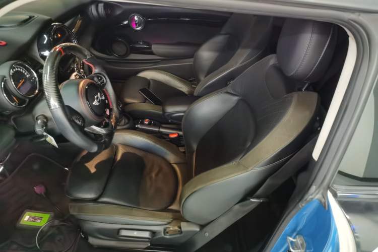 Used  MINI 2018 2.0T COOPER S Classic Edition