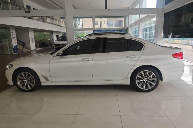 Used BMW 5 Series 2018 528Li Launch Special Edition
