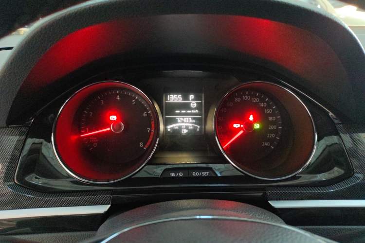 Used Volkswagen C-TREK 2018 230TSI DSG Luxury Model
