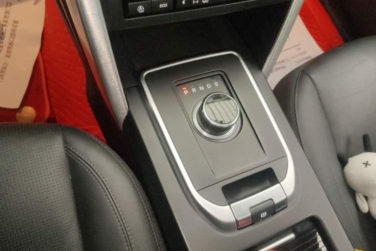 Used Land Rover Discovery Sport 2019 240 PS SE Version China VI Standard