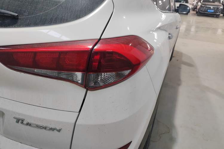 Used Hyundai Tucson 2015 1.6T Dual-Clutch Two-Wheel-Drive Smart Model
