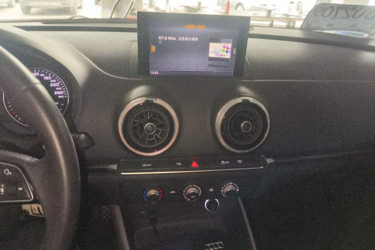 Used Audi A3 2020 Sportback 35 TFSI Fashion Edition China VI Emission Standard
