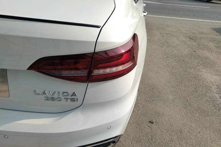 Used Volkswagen Lavida 2023 280TSI DSG Starry Sky Deluxe Edition
