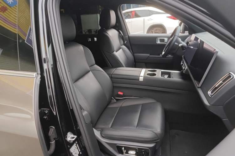 Used Li Auto L7 2023 Pro Model
