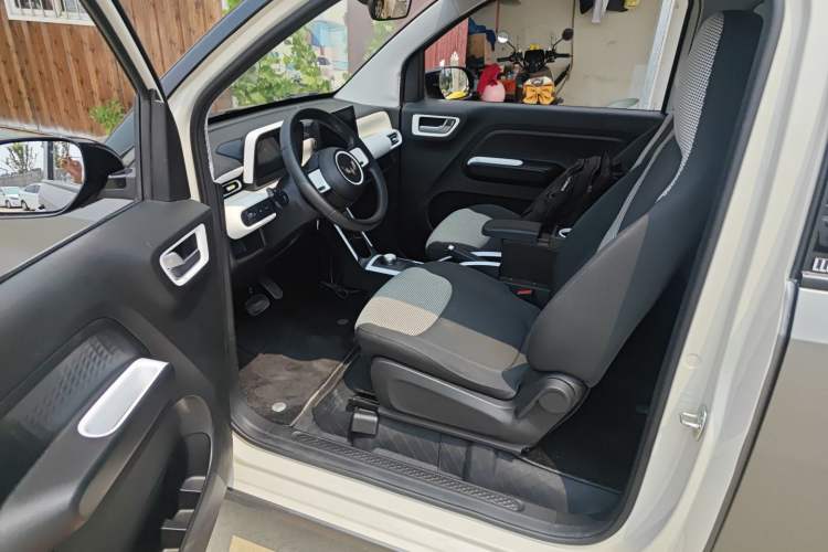 Used Wuling Hongguang MINIEV 2024 3rd Generation 215km Youth Edition
