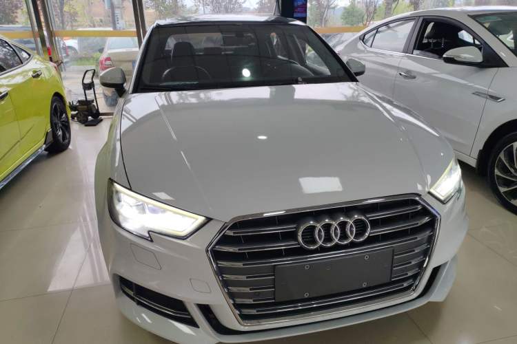 Used Audi A3 2020 Limousine 35 TFSI Fashion Edition China VI Emission Standard