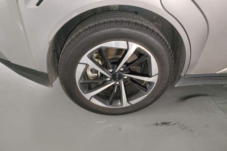 Used AION Y 2023 Plus 610 Smart Edition Ternary Lithium
