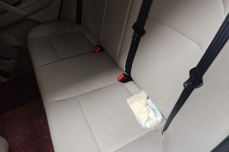 Used Geely Auto Emgrand 2014 Sedan 1.5L Manual Elite Model
