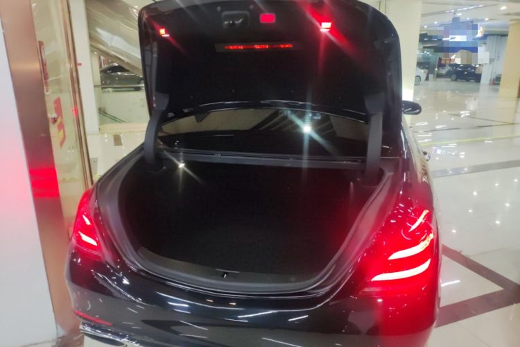 Used Mercedes-Benz S-Class 2018 S 320 L