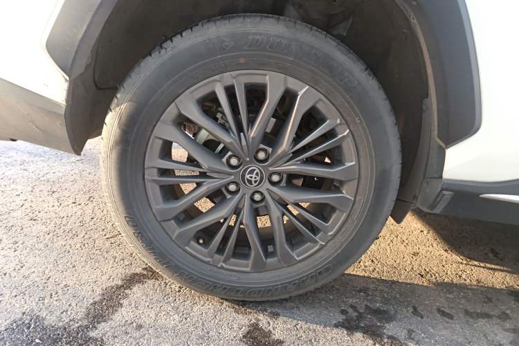 Used Toyota Wildlander 2023 Dual-Motor 2.5L E-CVT Four-Wheel Drive Prestige Edition
