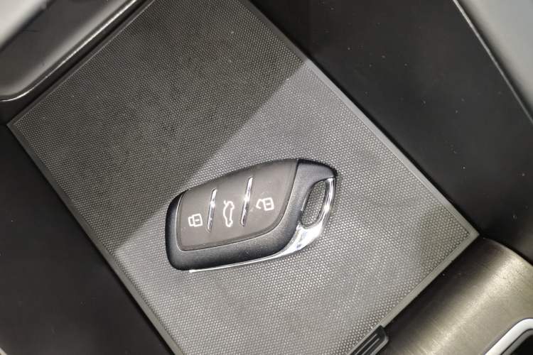 Used Roewe i5 2023 1.5L CVT Luxury Edition
