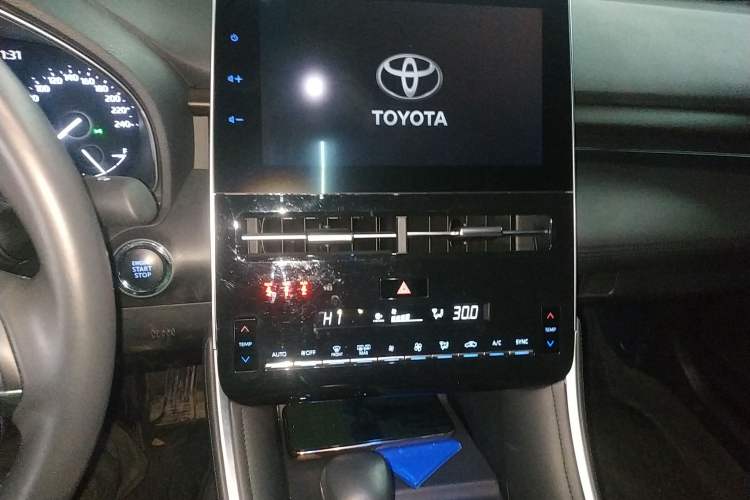 Used Toyota Avalon 2022 2.0L Luxury Edition
