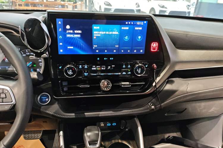 Used Toyota Highlander 2022 Dual-Engine 2.5L Four-Wheel Drive Prestige Version 7 Seats