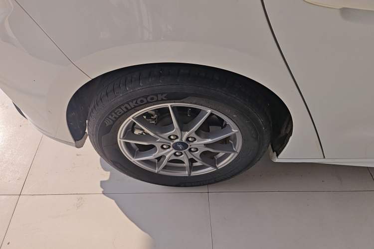 Used Ford Focus 2021 Hatchback EcoBoost 180 Automatic Titanium Edition
