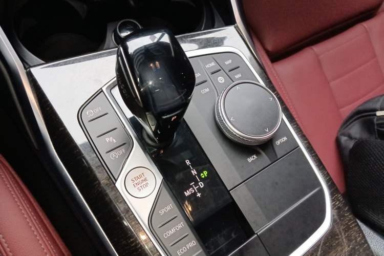 Used BMW 3 Series 2021 Restyled 325Li M Sport Package
