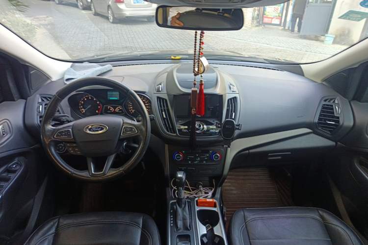 Used Ford Kuga 2017 EcoBoost 180 Two-Wheel-Drive Platinum Edition