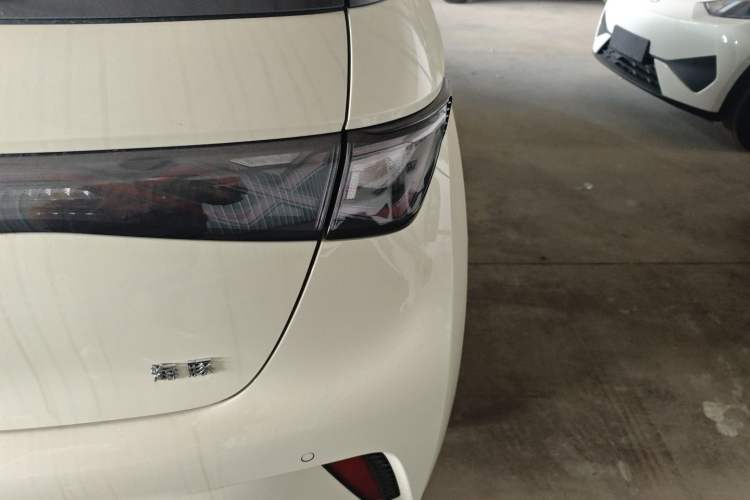 Used BYD Dolphin 2025 420km Free Edition
