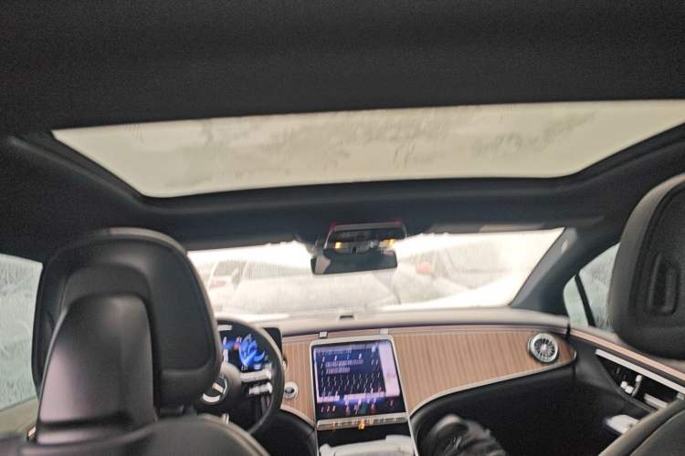 Used Mercedes-Benz EQE 2022 350 Pioneer Edition