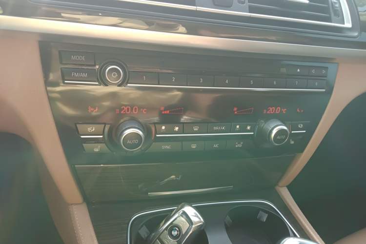 Used BMW 7 Series 2014 730Li Premium Edition