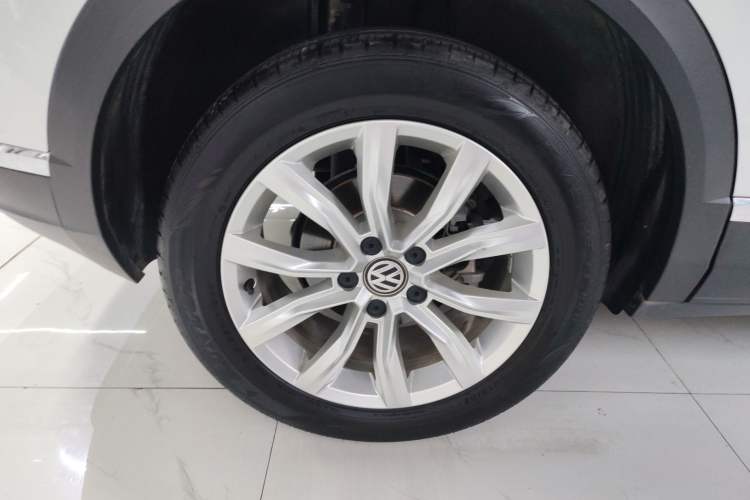 Used Volkswagen T-ROC 2020 230TSI DSG Two-Wheel Drive Advanced Version
