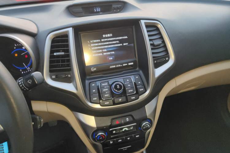 Used Changan Eado 2015 1.6L Manual Luxury Model China V Standard
