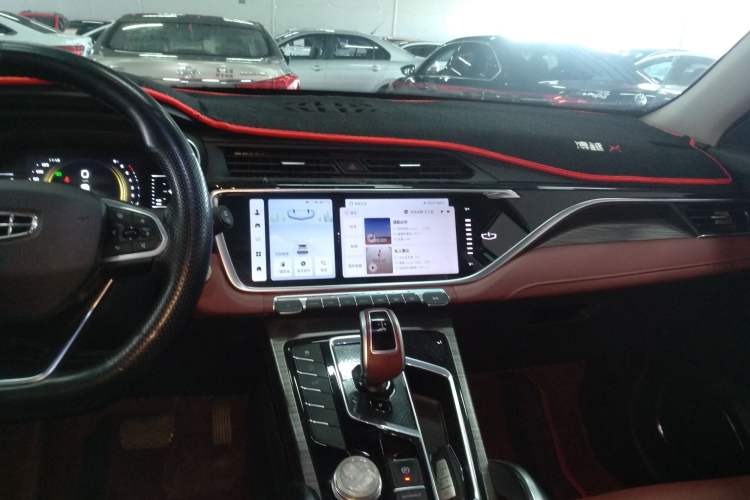 Used Geely Auto Emgrand X7 Sport 2022 Boyue X 1.8TD DCT ZhiZun Edition