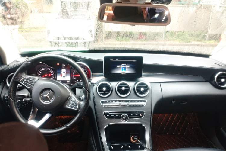 Used Mercedes-Benz C-Class 2018 C 180 L Fashion Edition Sport Version