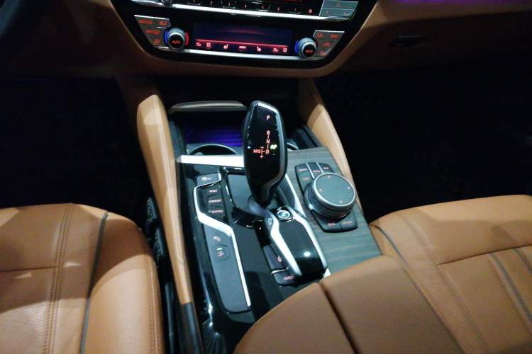 Used BMW 6 Series GT 2019 630i Luxury Design Package