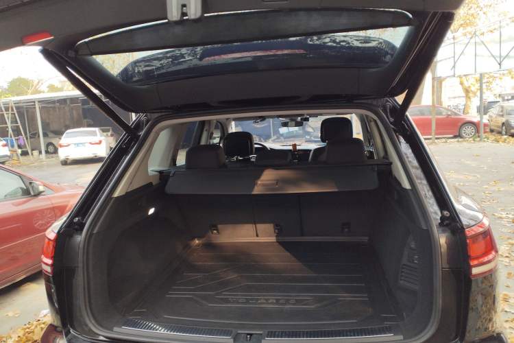 Used Volkswagen Touareg 2019 2.0 TSI Ruiyi Edition China V Standard
