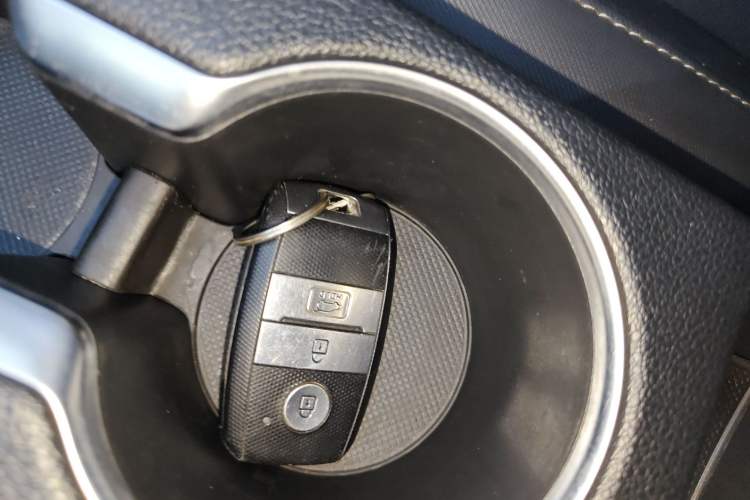 Used Kia KX5 2016 2.0L Automatic 2WD GLS
