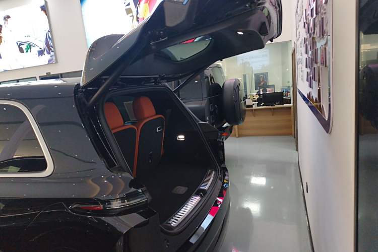 Used Li Auto L9 2024 Ultra Model
