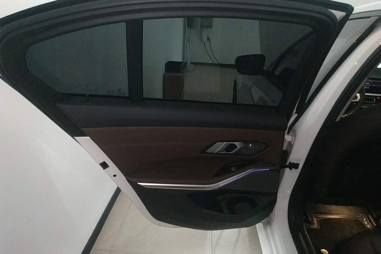 Used BMW 3 Series 2022 330i M Sport Night Edition
