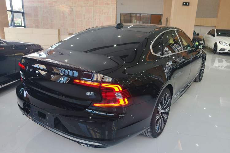 Used Volvo S90 2025 B5 Zhiyuan Luxury Edition
