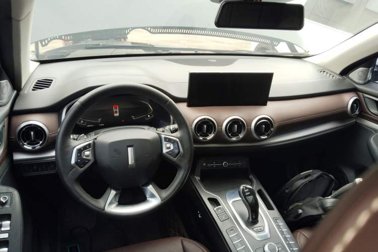 Used Wey VV6 2021 2.0T Two-Wheel Drive Smart Protection+