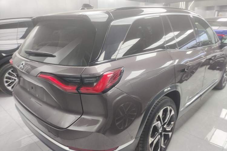 Used Nio ES8 2020 415 km Signature Edition 6-Seater Version
