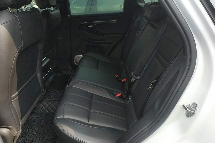 Used Land Rover Range Rover Evoque 2020 249 PS R-DYNAMIC SE Sport Technology Edition