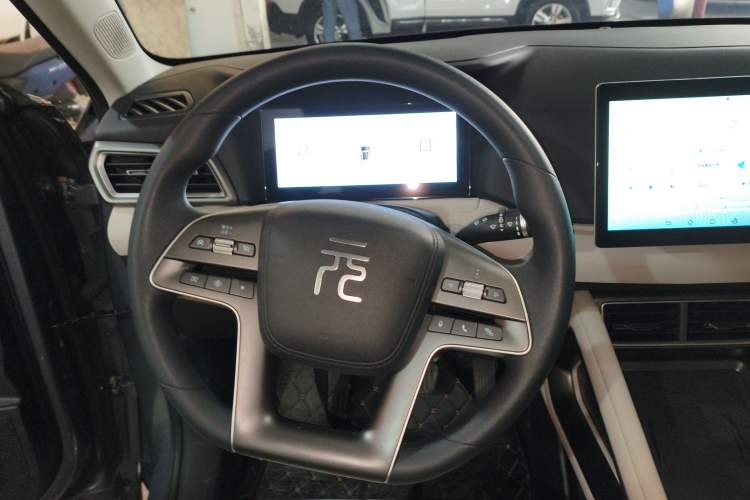 Used BYD Yuan UP 2024 401 km Active Version
