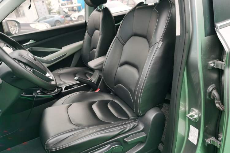 Used Baojun 530 2019 1.5T CVT Luxury Model 7 Seats China V Emission Standard