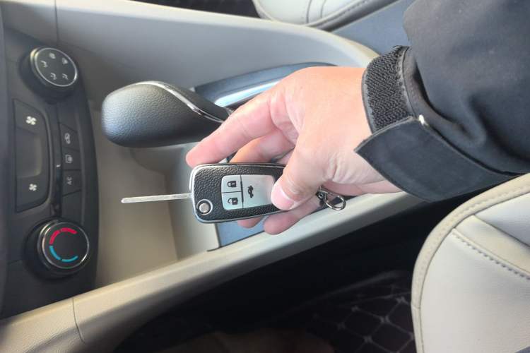 Used Buick GT 2017 15N Automatic Elite Version
