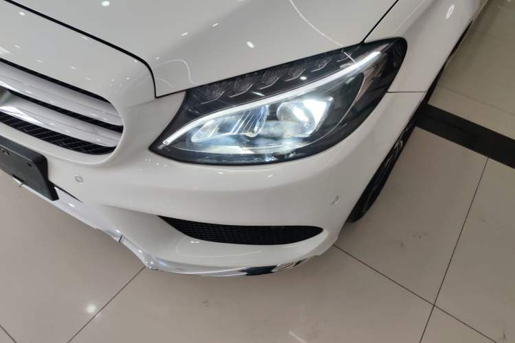Used Mercedes-Benz C-Class 2017 Facelift C 200 L Sport Edition